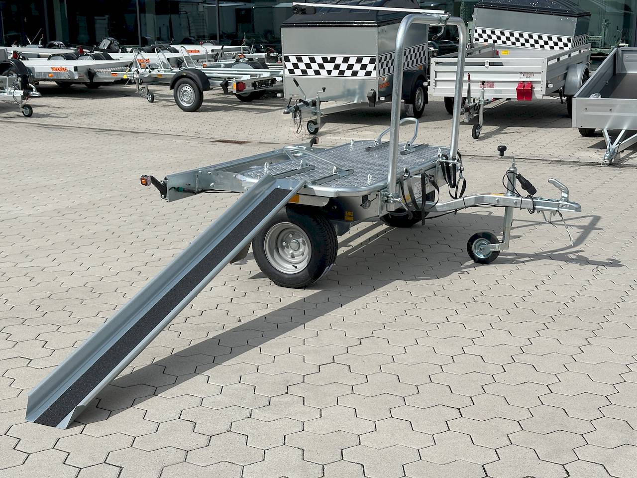 DEBON ROADSTER CAMP | WOHNMOBILANHÄNGER 80X200CM 750KG MOTORRADANHÄNGER | FAHRRADANHÄNGER